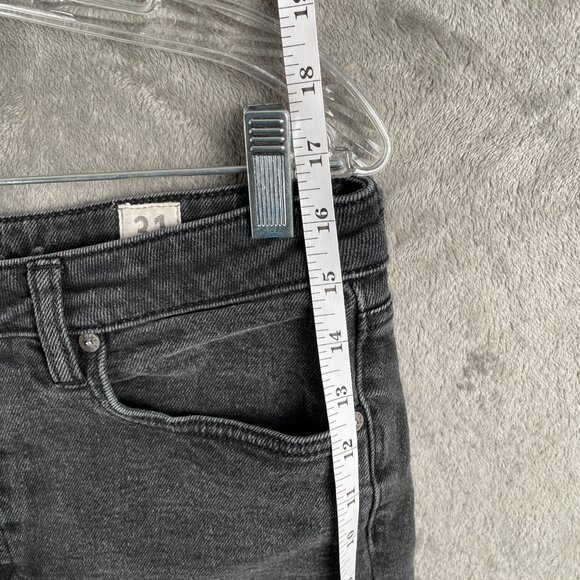 Free People We The Free Denim Bermuda Shorts Women’s 31 Black Button Fly Raw Hem - Picture 6 of 7